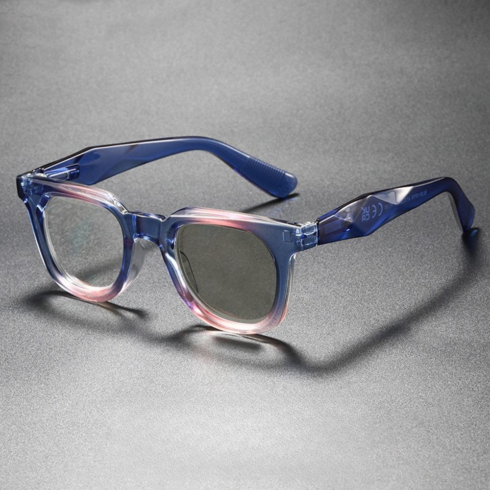 Korean Fashion Photochromic Reading Glasses Women Trends Anti Blue Light Color Changing Presbyopia Glasses TR90 Oversize Frame