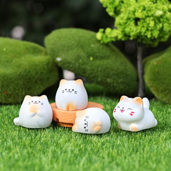 Mini Resin Cat Figurine Cute Cat Animal Models Miniature Ornaments for Cake Topper Micro Landscape Dollhouse Garden Home Desk Decor