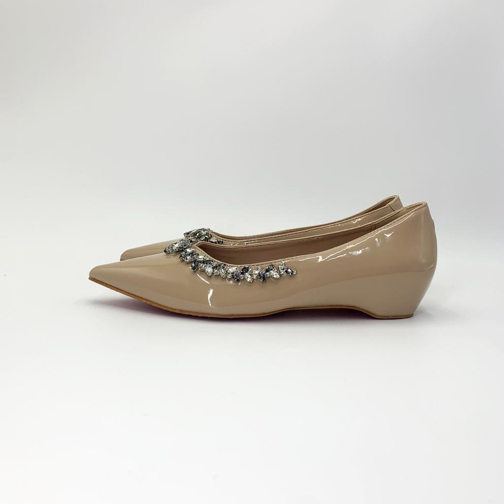 Spot Second Hair! French Evening Wind Rhinestone Pointed Flat-soled Single Shoes, Women's Shallow Mouth Inner Height Increase Commuting Mary