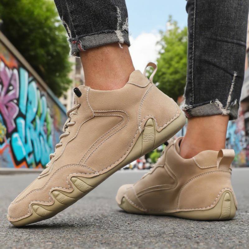 Causal Flat Shoe for Men Handmade PU Leather Comfortable Loafers Outdoor Soft Sole Hiking Shoe Breathable Moccasins Men Sneakers