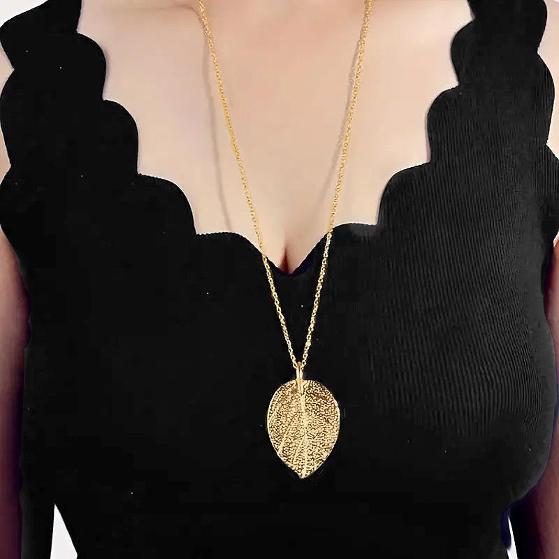 

Vintage leaf long necklace золотий