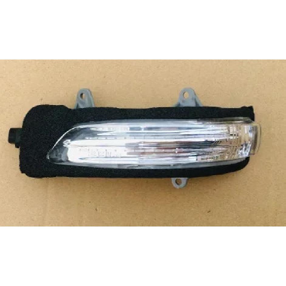 Rear Heated Mirror Glass Cover Turn Signal Light Bottom For Toyota Land Cruiser Prado FJ150 2010 2011 2012 2013 2014 2015-2018