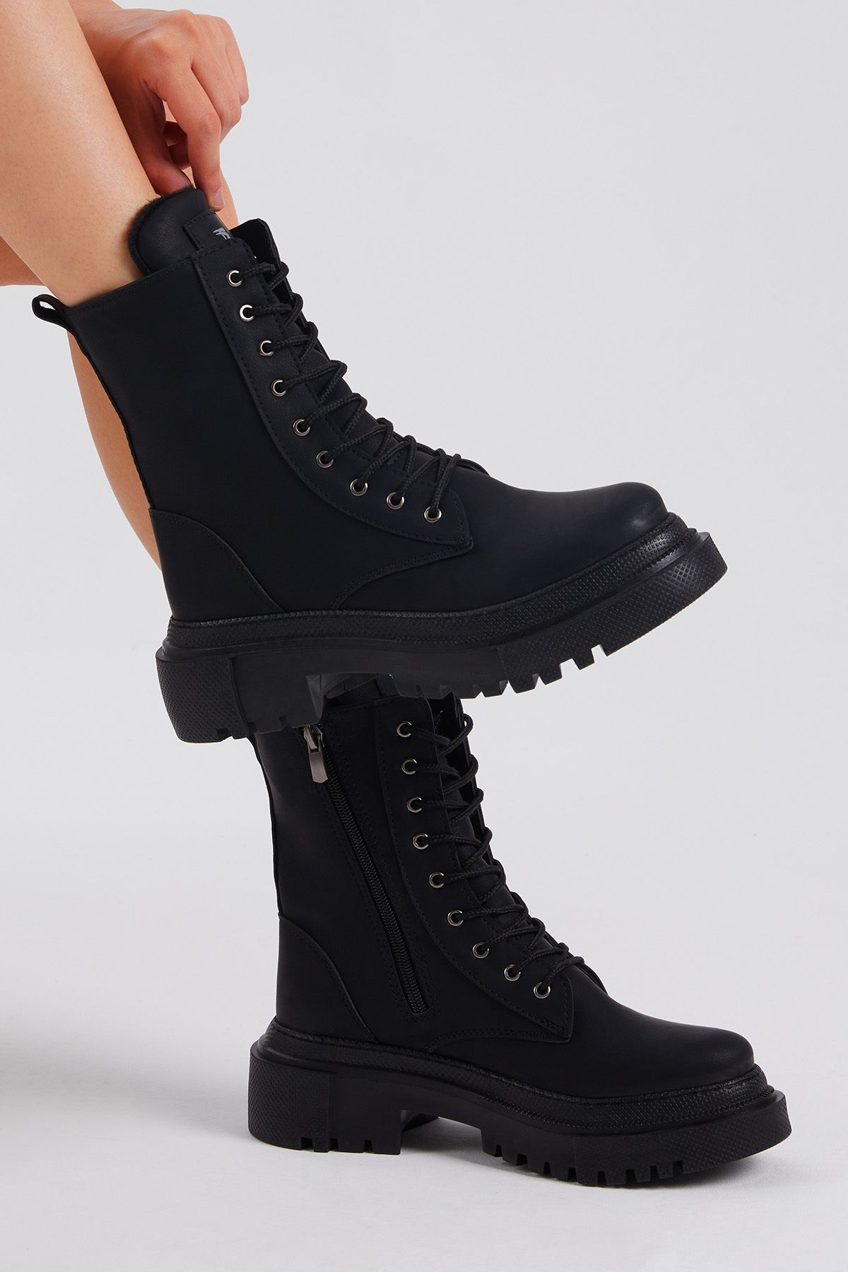 

Women Modern Stylish Fashion Women Black Suede Comfortable Lace Up Long Boots 36