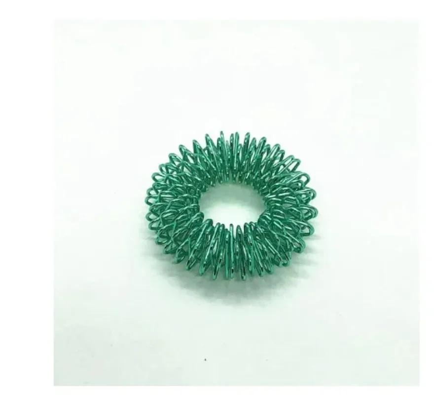 100 pezzi/lotto mini gadget massaggiatore per dita a molla relax Diametro 27 mm Anelli Massaggiatori Agopuntura Massaggiatore per Dita 6 colori a scelta