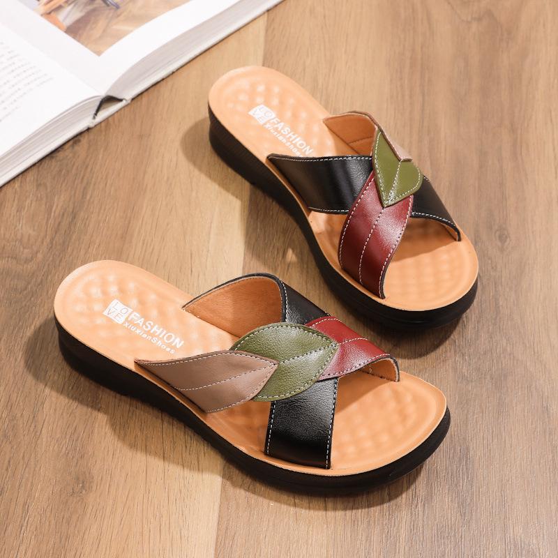 Soft-Soled Genuine Leather Non-Slip Slippers for Middle-Aged Women - Comfortable Summer Sandals