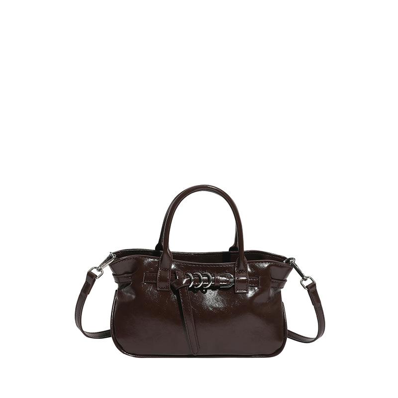 

American new retro versatile fashion portable shoulder bag commuting large capacity niche vegetable basket messenger medieval bag without pendant model