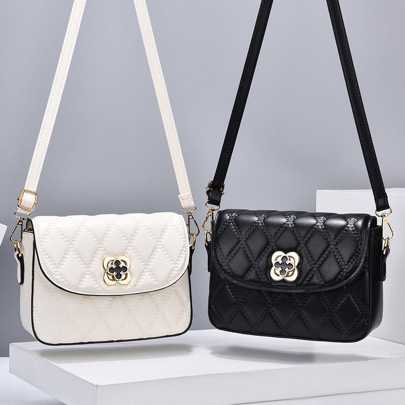 Женская сумка-мессенджер — фото 4