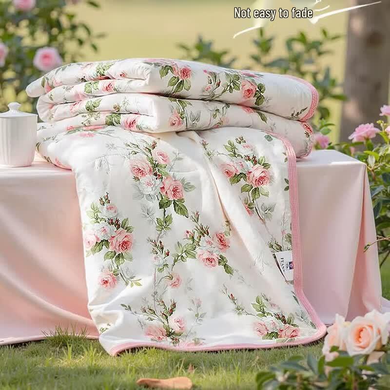 FUANNA Washable Breathable Summer Quilt