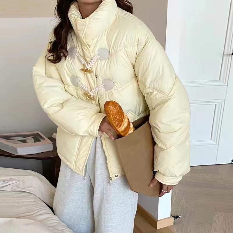 High Quality  Short Horn Button Down Padded Jacket for Women Fashion Down Cotton