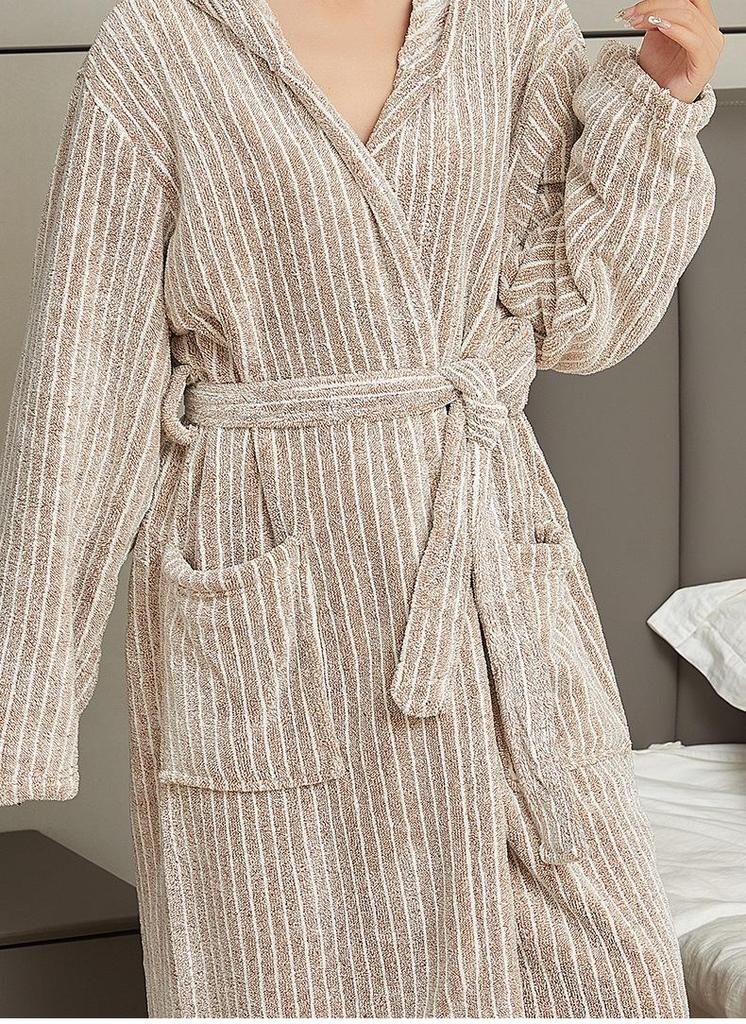 Coral Velvet Thickened Women's Bathrobe, Long Soft Nightgown, Couple's Robe, Comfortable Homewear