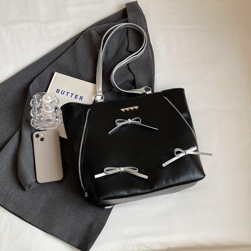 Backpack Women's Large Capacity Shoulder Bag Commuter Tote Bag