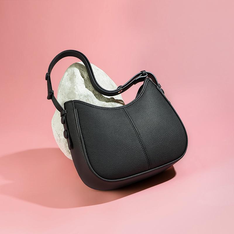 2025 Spring Autumn Winter New Women's Bag Commuting Fashion Versatile Shoulder Bag High-end Niche Genuine Leather Underarm Bag