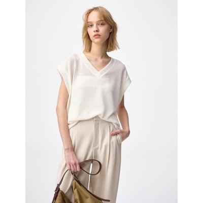 Loop Yarn V Neck Tee