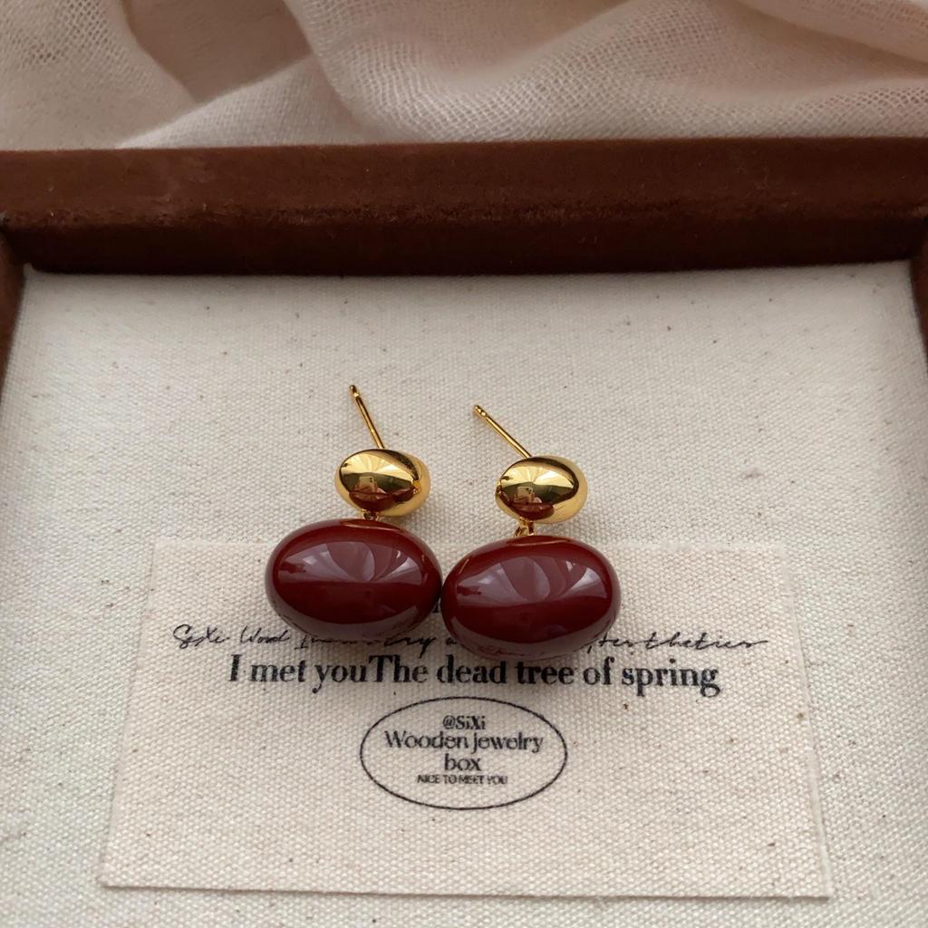 Custom Red Simple Oval Earrings Retro Elegant Autumn And Winter Earrings Modern Light Luxury Niche Unique Earrings