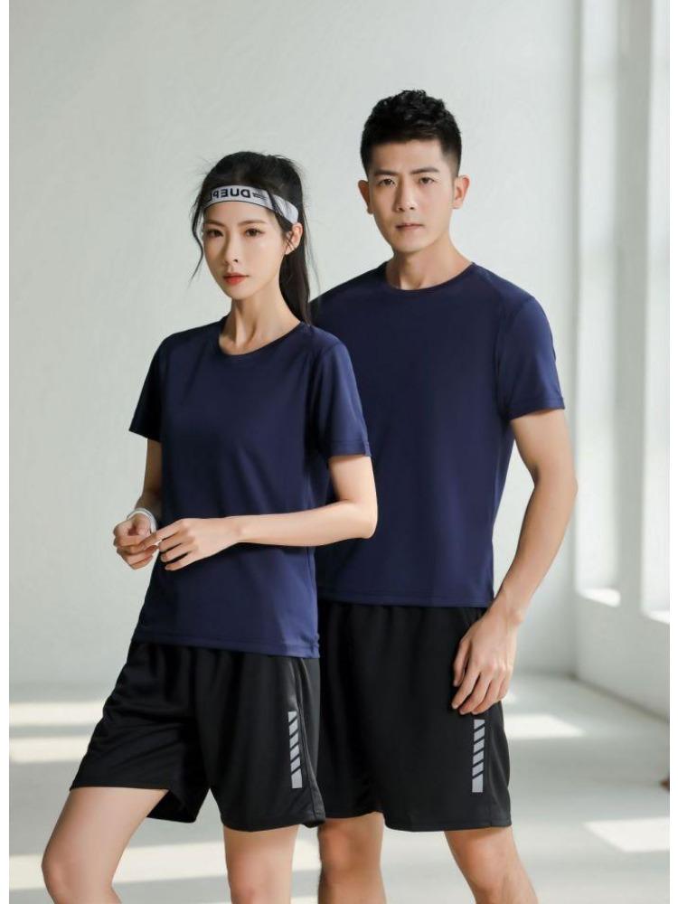 Comfortable Unisex T-shirt Summer Crew Neck Minimalist Tops Solid Color Unisex Lightweight T-shirt for Women and Men YG-2918