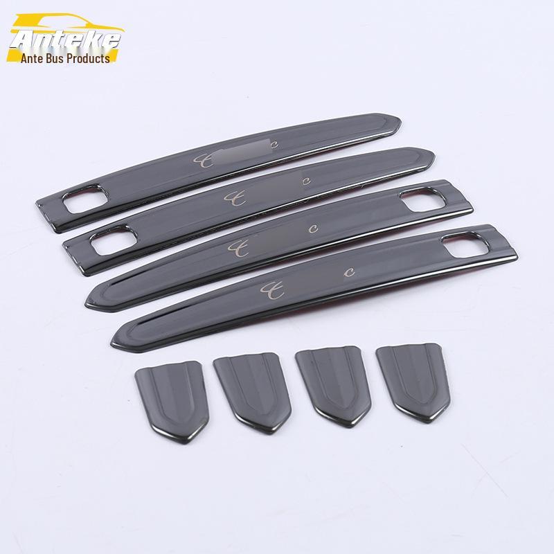 XT4 Handle Trim: Bright Strip, Door Armrest Buckle, and Handshake Decoration for 18 Models