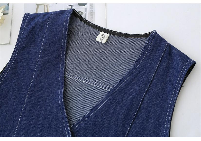 2026 Plus Size Women's V-Neck Denim Vest: Slimming, Versatile Cardigan for Spring/Autumn