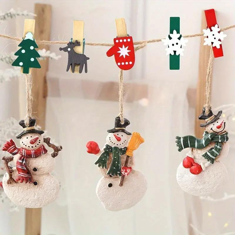 100/50pcs Xmas Wooden Clips Random Style Christmas Tree Photo Clip Pendant Elk Gloves Snowflake Modeling Clip DIY New Year Decor
