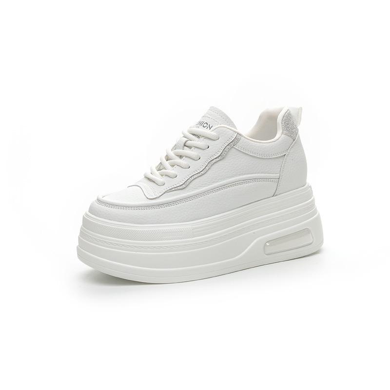 inner heightening thick-soled white shoes women's autumn simple and comfortable board shoes small people show long legs leather casual shoes