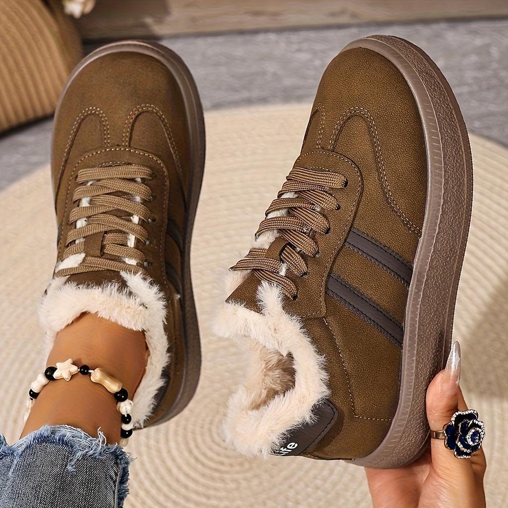 Fashion and Versatile Flat Shoes for Women,  Winter New Retro and Plush Versatile Soft Sole Sports and Non Slip Casual Shoes