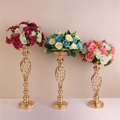 Twist Design Candle European Style Holder Elegant Light Luxury Candlelight Stand Home Decor