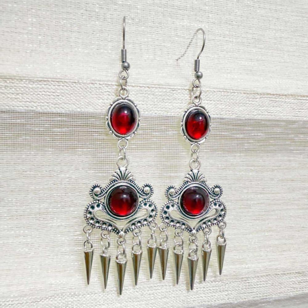 Personality Punk Sliver Color Pointed Cone Tassels Filigree Craft Red Crystal Dangle Earrings for Women Gothic Vampire Jewelry