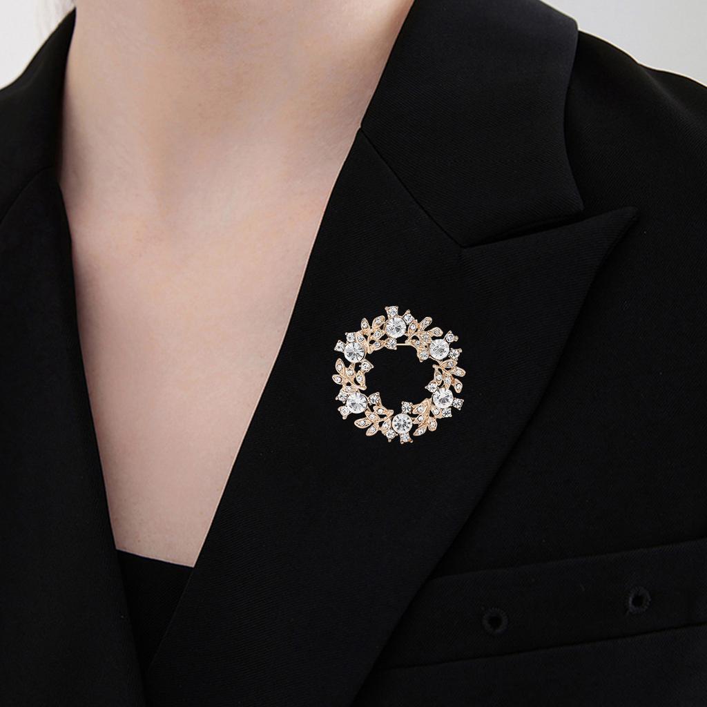 Wreath Enamel Brooch Sturdy Alloy Colorful Flower Lapel Pin Badge for Trendy Women Backpack Clothing and Hat Accessories