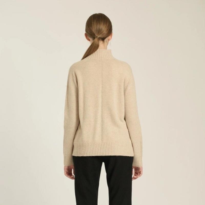 Bcbg Half Neck Knit Pullover B5wak677