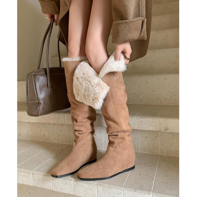 

Inner height-increasing flanged over-knee boots women s 2025 winter new small square head warm boots small velvet thickened boots 39 абрикосовый
