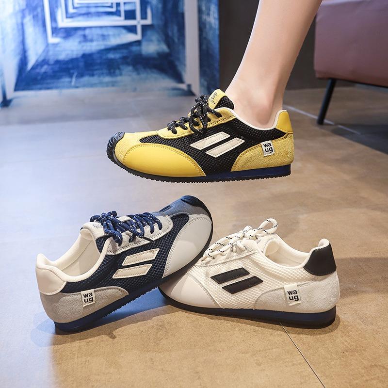 Retro women's new summer mesh breathable casual sports shoes versatile soft sole