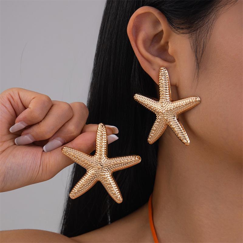 

New Enamel Starfish Earrings for Women Metal Star Dangle Earring Light Green Summer Beach Vacation Ear Zircon Party Gift