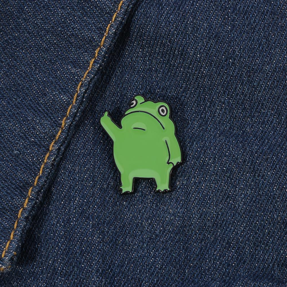 Funny Vertical Middle Finger Frog Brooch Creative Cartoon Animal Metal Badge Personality All-match Clothing Accessories