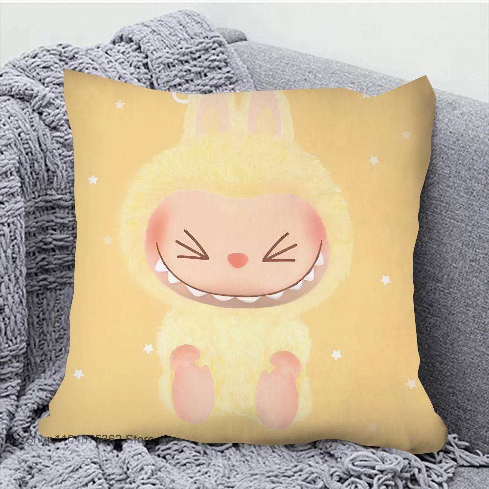 Populär Docka Söt Litet Monster L-Labubu M-Mokoko Kuddfodral Fyrkantig Kudde Sovrum Soffa Fritidskomfort Kuddar Bil