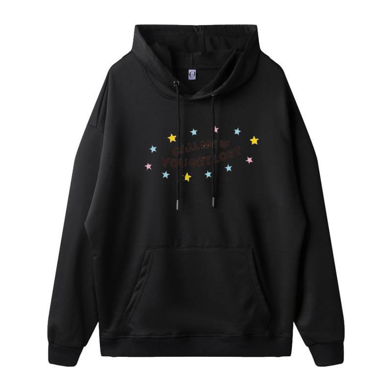 The new printed men's and women's same versatile hooded sweater is provided.