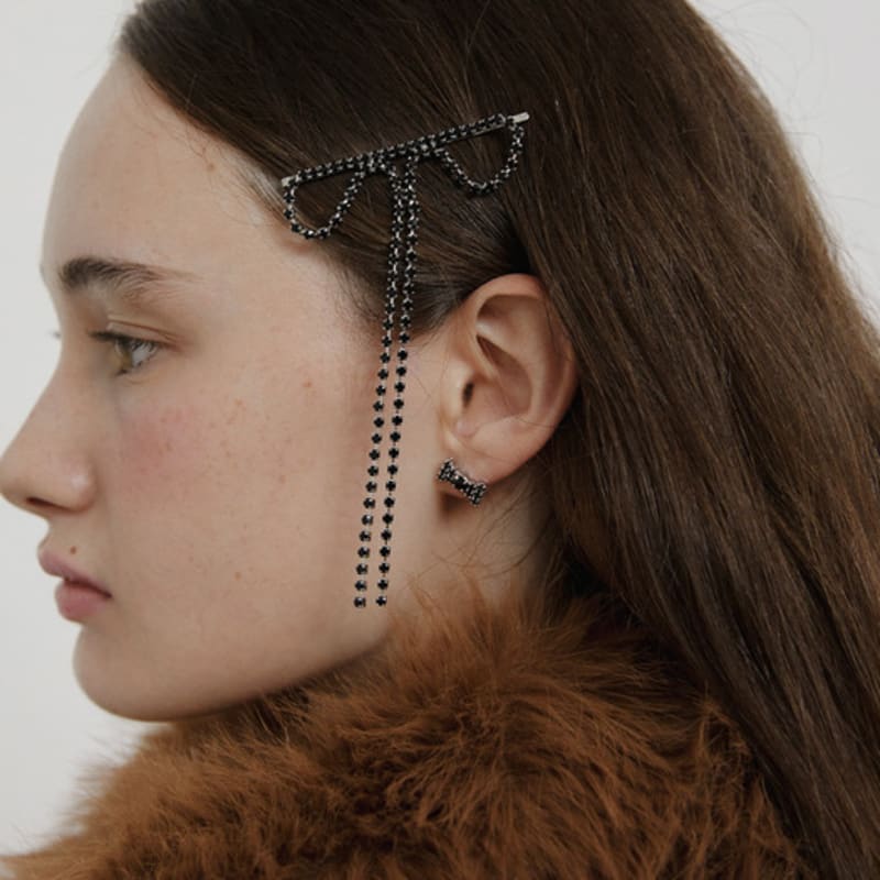 LOVE ME MONSTER Cubic Long Ribbon Hair Pin (L244MHA010)