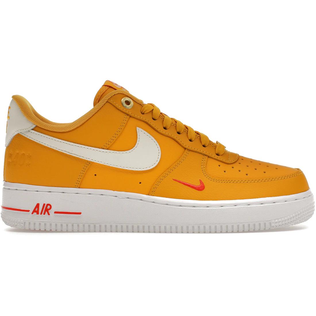 

Кроссовки Nike Air Force 1 Low 07 SE 40th Anniversary Yellow Ochre Mini Swoosh (Женский)(ДК7582-700) 38