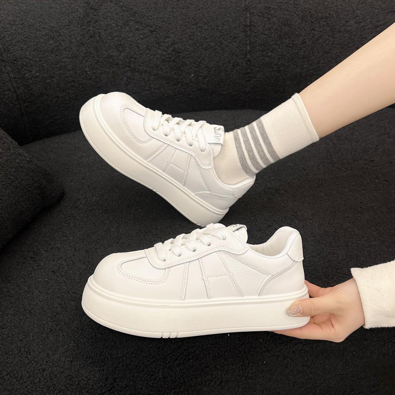 

Большие головы Форрест Гамп на платформе кожаные сращивания маленькие белые туфли женские весна 2025 новые досуг колледж повседневные моральные тренировки доска обувь 40 белый