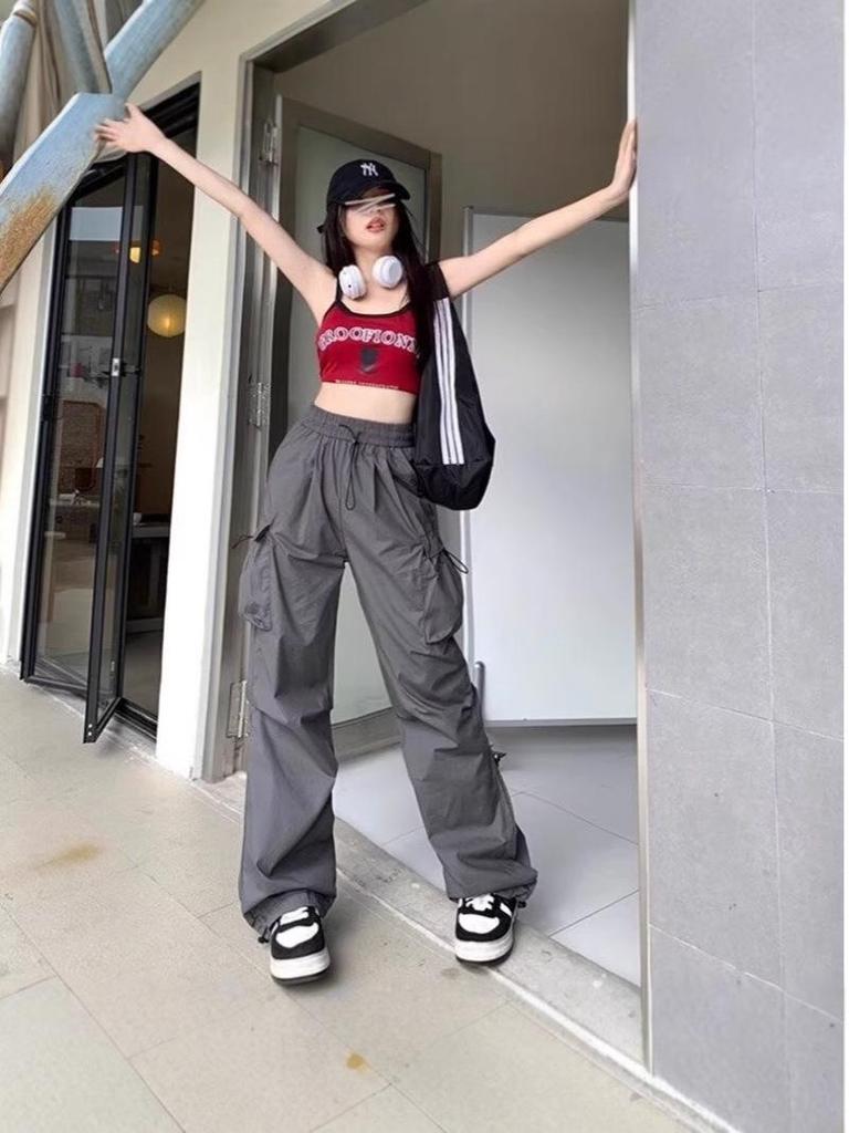 Schwarze Fallschirmhose mit hohem Bund – Lässig, weit geschnitten, Petite Jazz-Tanzbekleidung für Frühling und Herbst