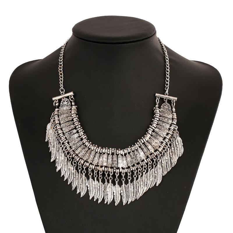 Plated Silver Retro Pendant Necklace With Carved Leaf Tassel Design Gifts For