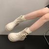 Vita sammets casual tjockbottnade små Martin boots, nya vintersnö kortkängor för att öka längden