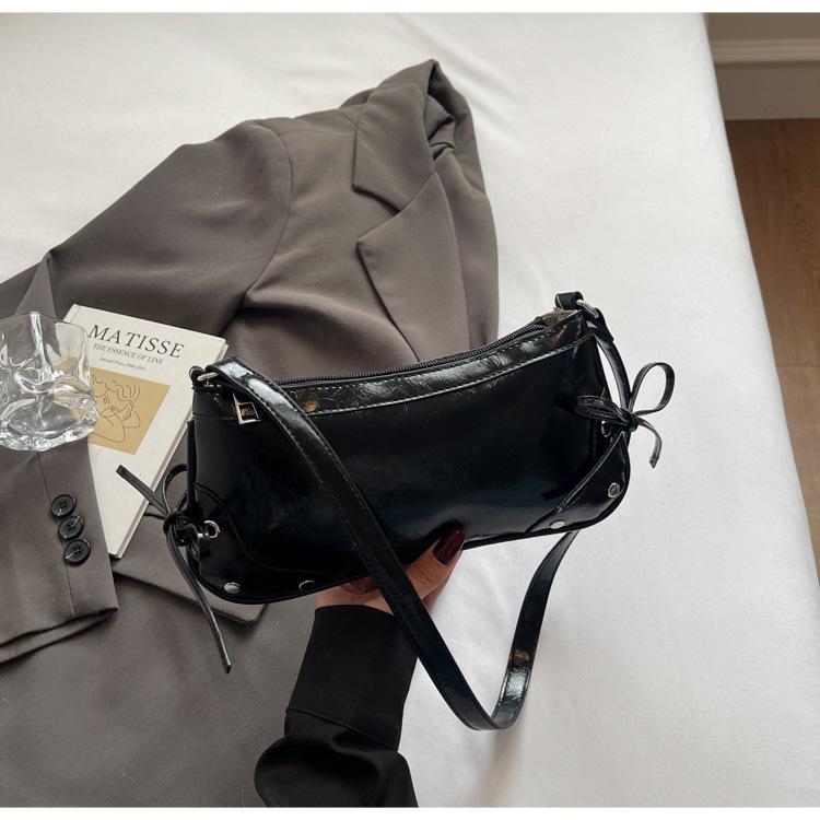 

Premium commuter large-capacity bag, women s 2025 new trend versatile messenger bag, shoulder tote bag