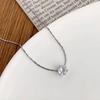 Collana da Donna in Acciaio Inossidabile Placcato Oro con Ciondolo Minimalista in Zircone, Catena Anti-appannamento, Pietra Centrale Rotonda Trasparente in Zirconia Cubica