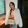 Autumn Long Sleeve Loose Plush Fox Fur Coats Women Fashion Soft Warm Short Winter Jackets Women Tops Solid Elegant Street Loose Lady Jacket Coat 25878