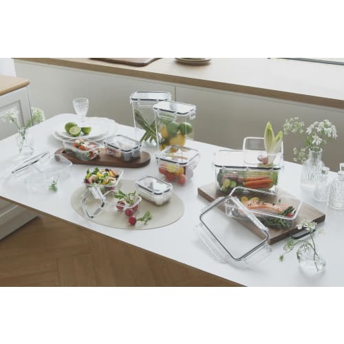 GOTMAN Food Airtight Container (2,700ml) Made of 100% Tritan / BPA Free / Fruit/Vegetable Organizer / Refrigerator Organizer / Kitchen Organizer / Mic