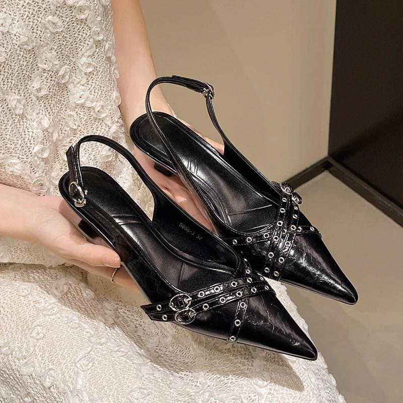 

Fashion Fashion Point Shallow Mouth Fine Heel Sandals Summer New Bao Head Rivets Metal Buckle Anti-slip Wear-resistant Low Heel Shoes 35 чёрный