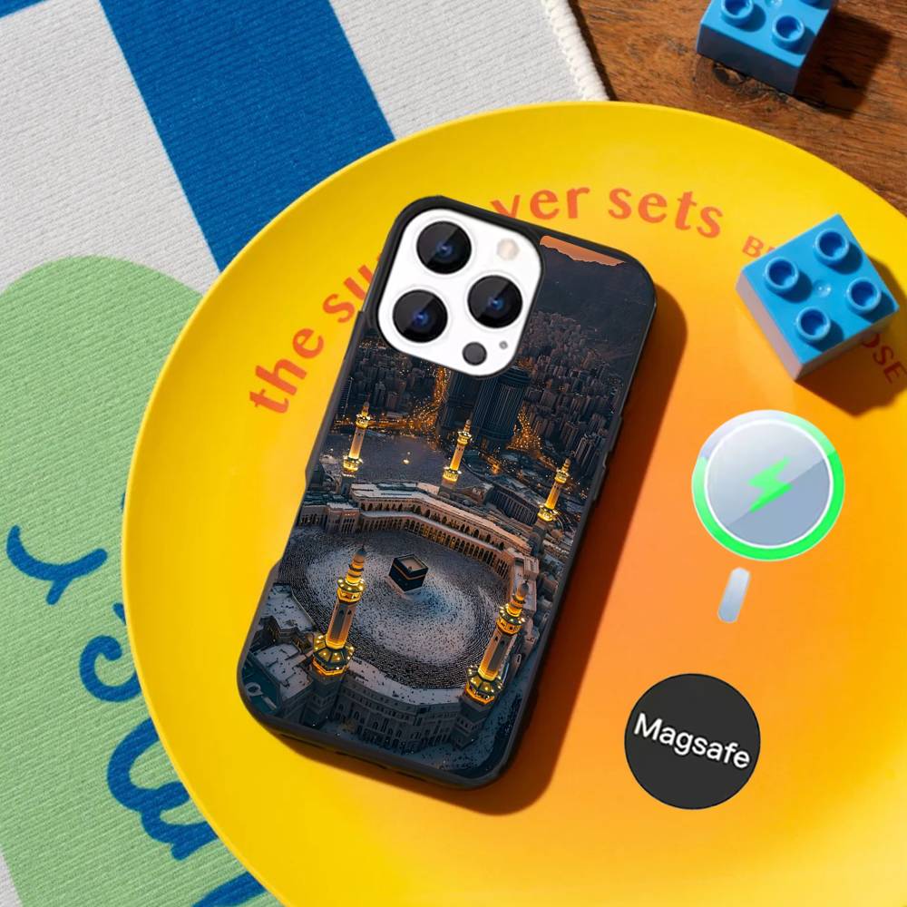 Moslem and Kaaba Phone Case For iPhone 17,16,15,14,13,12,11,Pro,Max,Plus,Mini,SE4,E Magnetic Magsafe Wireless Charging