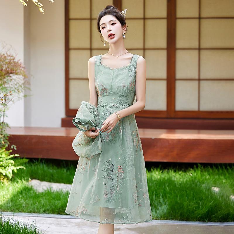Summer 2024 Women's Chinese Style Two-Piece Suit: Buttoned Jacket & Half Skirt AH2465