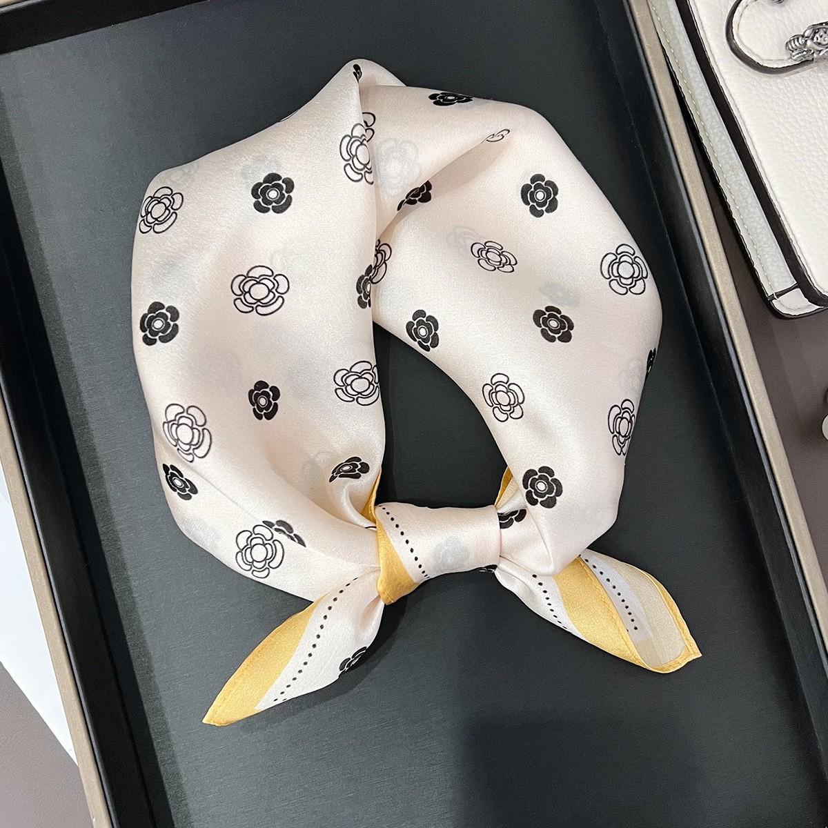 Silk Small Square Scarf French Style For Suit Matching 5353cm белый
