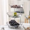 Lehce luxusní třípatrový ovocný talíř se stříbrným stojánkem