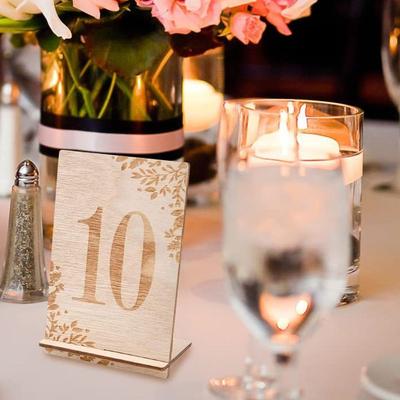 10pcs 1-10 Numbers Wooden Table Numbers Reusable Elegant Rustic Table Signs Vintage with Base Holder Seating Sign Cards